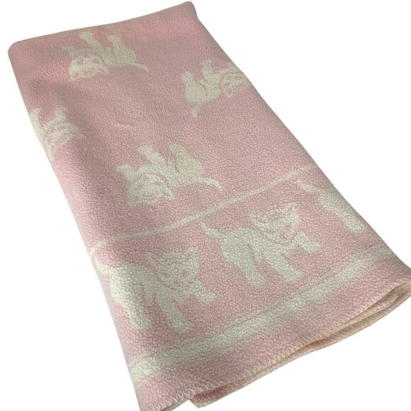 Vintage Pink Baby Blanket With Kitten Design Acrylic 44x35 - Picture 1 of 5